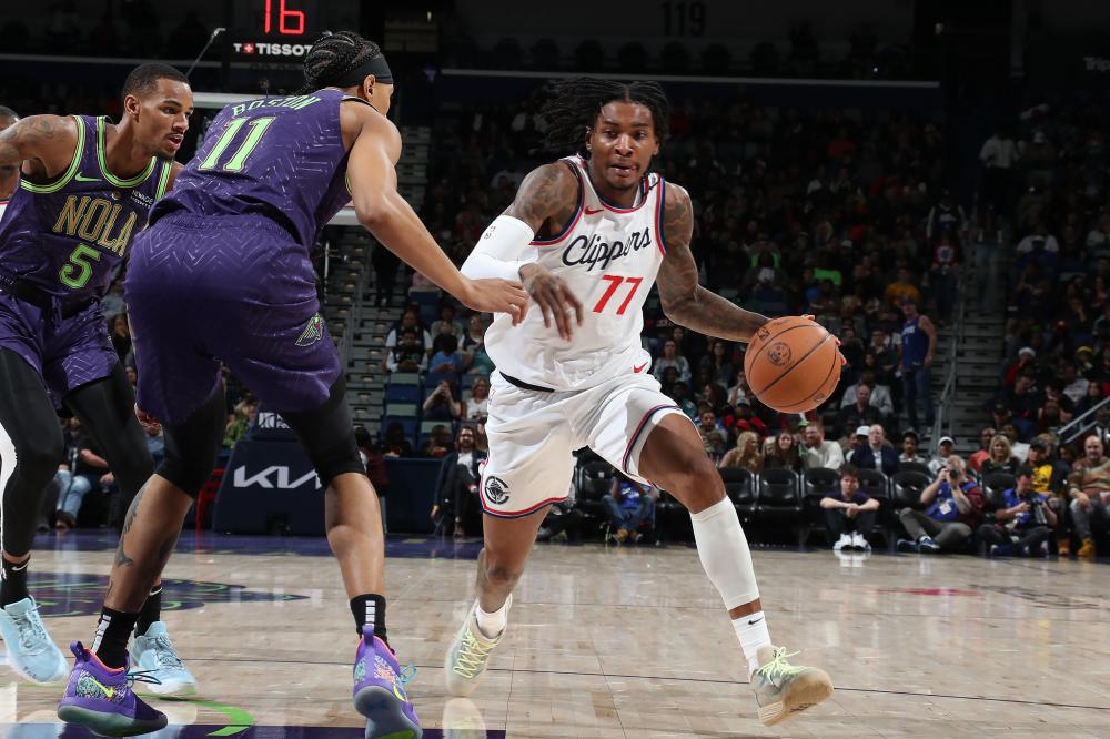 队保持阵容 队保持阵容