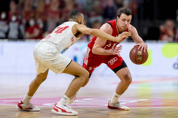 形成防守阵 形成防守阵