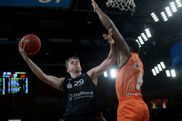 骆建佑爆冷 骆建佑爆冷